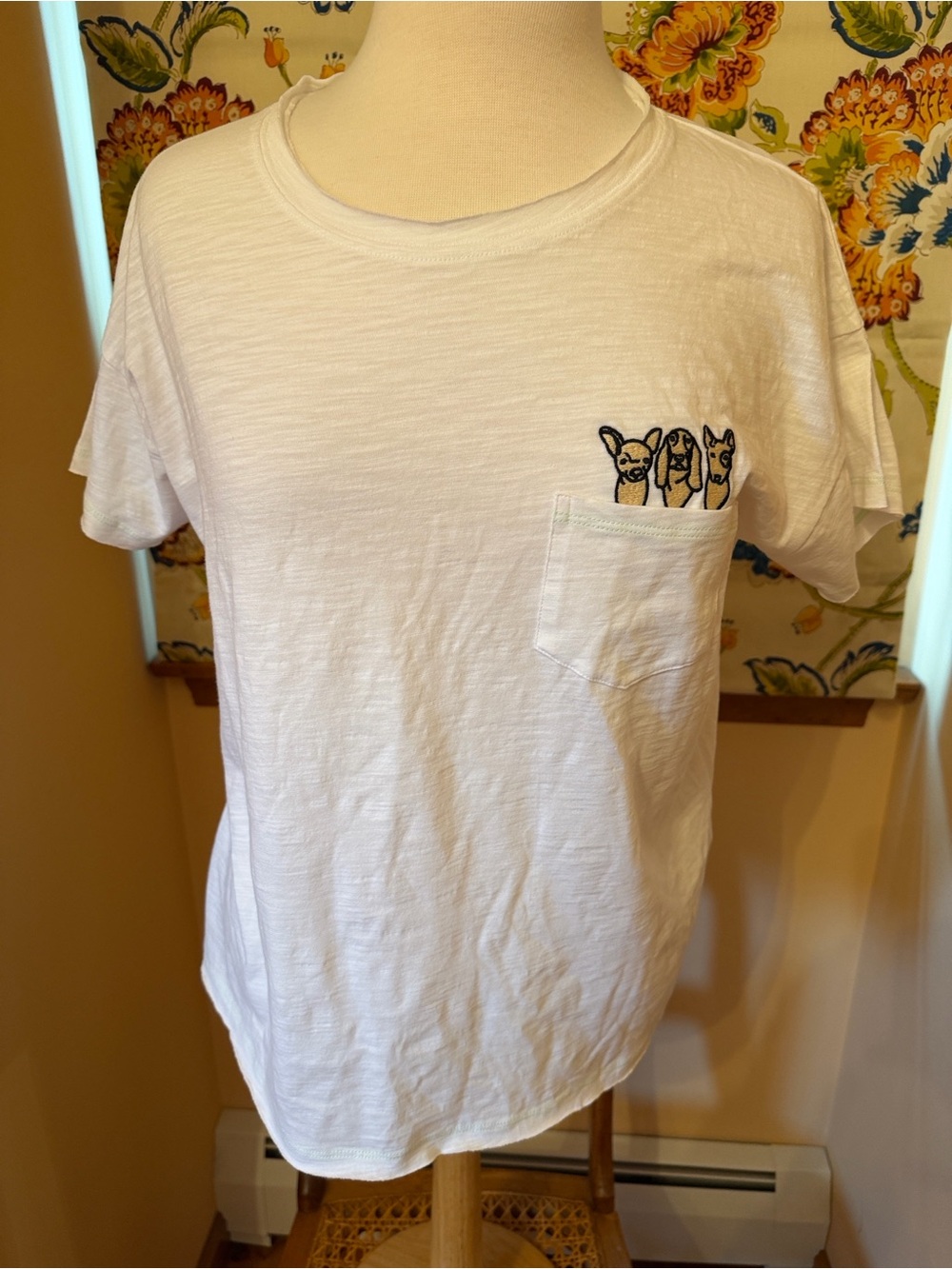 Lisa Todd Women’s Short-Sleeve Pocket T-Shirt with Dog Embroidery